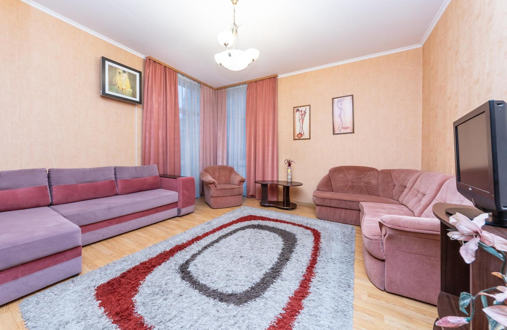 Apartments In The Center Of Pechersk Киев Екстериор снимка
